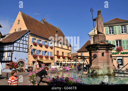 Place Saint Leo, market square, old town, Eguisheim, Alsace, France Stock Photo