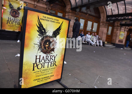 Charing Cross Road, London, UK. 29th April 2016. Preparations for Harry Potter and the Cursed Child which opens Stock Photo
