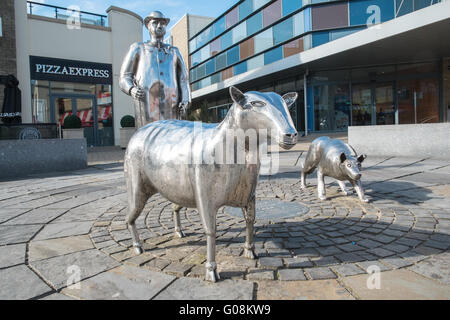 Metal farm sculptures called The Drover in Carmarthen town centre, Carmarthenshire, Wales.Landmark in Carmarthen Stock Photo