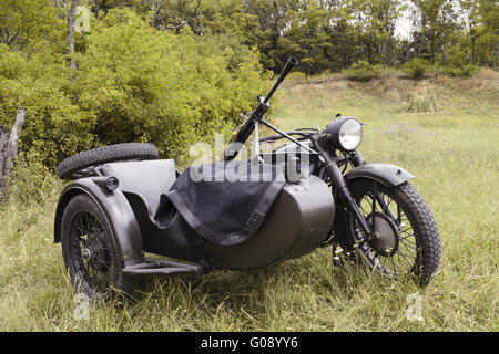 motorcycle with sidecar and machine gun Stock Photo - Alamy