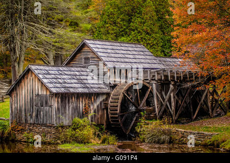 Virginia's Mabry Mill on the Blue Ridge Parkway in the Autumn season Stock Photo