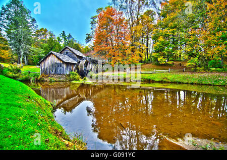 Virginia's Mabry Mill on the Blue Ridge Parkway in the Autumn season Stock Photo