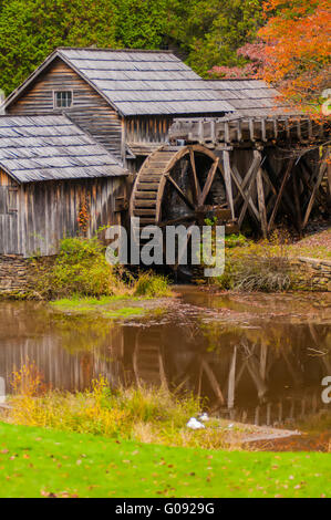 Virginia's Mabry Mill on the Blue Ridge Parkway in the Autumn season Stock Photo