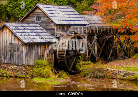 Virginia's Mabry Mill on the Blue Ridge Parkway in the Autumn season Stock Photo