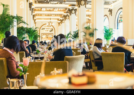 Afternoon High Tea Time at Peninsula Hong Kong Stock Photo