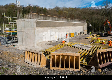Construction of A465 Heads of the Valleys road. Formwork is assembled for the concrete pour of the flyover, Station Rd, Clydach Stock Photo