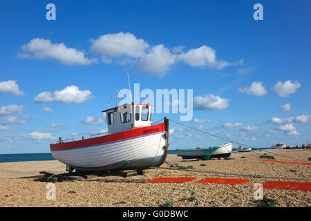 Dungeness, Kent, fishing boat on the shingle beach, England, GB, UK Stock Photo