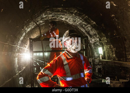 Maintenance Workers Working On Glasgow Underground Stock Photo - Alamy