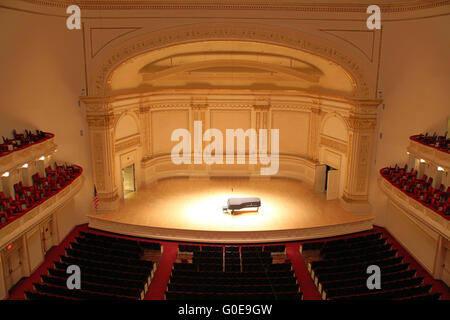 New York, USA. 29th Apr, 2016. Inside Carnegie Hall in New York, USA, 29 April 2016. 125 years after its inauguration, the concert hall is considered to be one of the most significant and acoustically the best in the world. Photo: CHRISTINA HORSTEN/dpa/Alamy Live News Stock Photo
