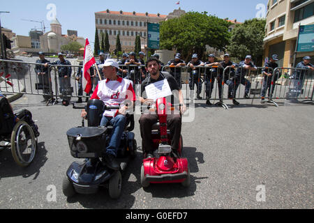 Beirut,Lebanon. 1st May 2016 . Members of the Lebanese communist party and trade unionists staged a rally in central Beirut to celebrate May Day and in support of  national and international workers rights Credit:  amer ghazzal/Alamy Live News Stock Photo