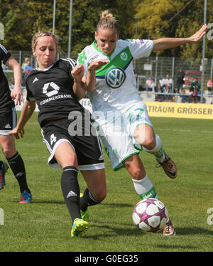 Frankfurt's Kathrin-Julia Hendrich (L) in action against Wolfburg's Isabel Kerschowski during the women's UEFA Champions League semi final second leg soccer match between 1. FFC Frankfurt and VfL Wolfsburg at the Stadion am Brentanobad in Frankfurt am Main, Germany, 01 May 2016. Photo: FRANK RUMPENHORST/dpa Stock Photo