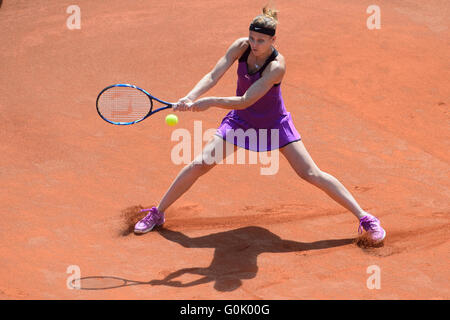 Prague, Czech Republic. 30th Apr, 2016. Czech tennis player Lucie Safarova in action during the tennis match Prague Open in Prague, Czech Republic, April 30, 2016. © Michal Kamaryt/CTK Photo/Alamy Live News Stock Photo