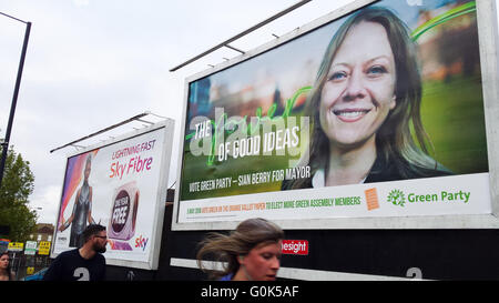 North London, 2 May 2016 - London Mayoral Election campaign poster by the Green Party on a billboard on Turnpike Lane, North London for the forthcoming Mayor of London election on 5th May 2016 Credit:  Dinendra Haria/Alamy Live News Stock Photo