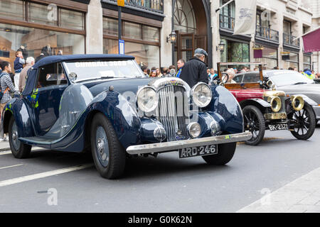 London, UK. 2nd  May 2016. A Lagonda Club classic car on display. London's Regent Street is closed to traffic for the annual Gumball 3000, with supercars of the past and present, including Lamborghinis, Porsches and Bugattis, related displays and music entertaining the crowds during the afternoon before participating cars make their way through Picadilly and Mayfair up Regent's Street in the late afternoon. Credit:  Imageplotter News and Sports/Alamy Live News Stock Photo