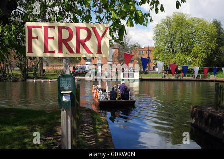 Passenger ferry crossing the River Avon, Stratford-upon-Avon, Warwickshire, England, United Kingdom, Europe Stock Photo