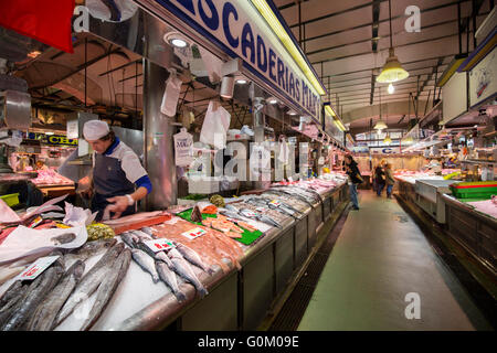 La Esperanza fish market, Fish stall. Santander, Cantabria, Spain Europe Stock Photo