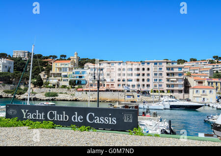 PORT DE CASSIS ET SES BATEAUX, CASSIS, BDR FRANCE 13 Stock Photo