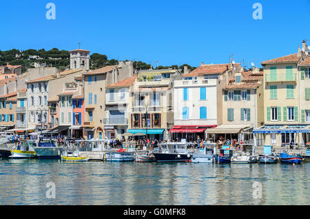 PORT DE CASSIS ET SES BATEAUX, CASSIS, BDR  FRANCE 13 Stock Photo