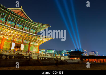 Seoul, Korea - August 14, 2015: Gyeongbokgung mainpalace at night - Seoul, South Korea Stock Photo