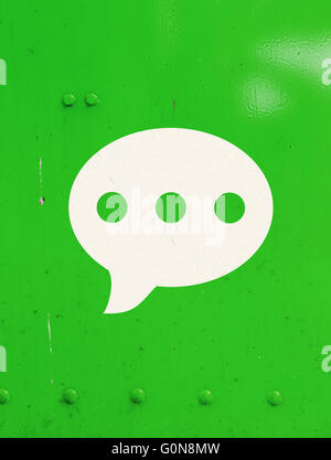 green chat bubble icon