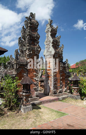 Gate entrance to Klungkung Palace, Semarapura Stock Photo