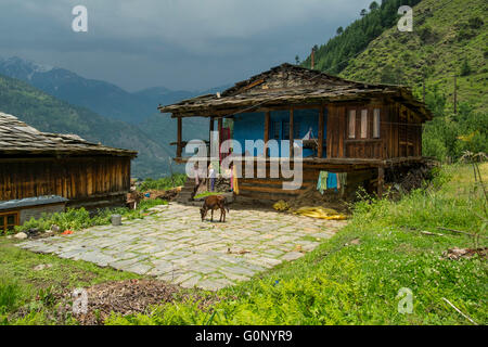 A Traditional House In The Himalayan Village Of Nashala In Himachal ...