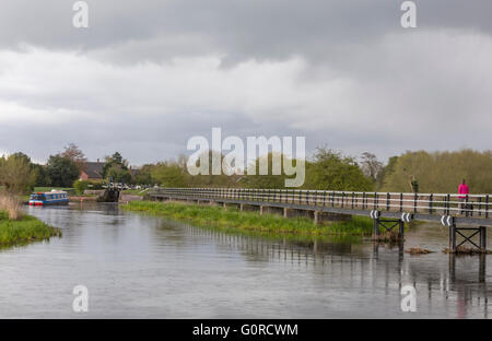 Between Alrewas and here at Wychnor, the River Trent forms part of the Trent and Mersey Canal, Staffordshire, England, UK Stock Photo