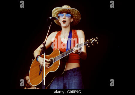 Beth Orton performing at the Glastonbury Festival 1999, Somerset, England, United Kingdom. Stock Photo