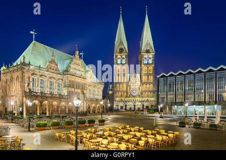 City Hall and the Cathedral of Bremen, Germany at night Stock Photo