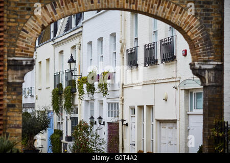 Hyde Park Gardens Mews spacious mews house  superb location very close to Hyde Park city of westminster London UK Bayswater Cons Stock Photo