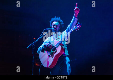 Fantastic Negrito with Chris Cornell on his “Higher Truth” Tour, live at Birmingham’s Symphony Hall, on Monday 2nd May 2016 Stock Photo