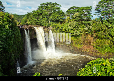 The Rainbow Falls waterfall in Hilo, Hawaii Stock Photo