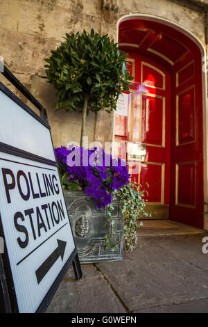 Windsor, UK. 5th May, 2016. A polling station at Windsor Guildhall is prepared for voting for the election of a Police and Crime Commissioner for the Thames Valley Police area on a day dubbed 'Super Thursday' because of simultaneous elections in all nations and regions of the UK. Credit:  Mark Kerrison/Alamy Live News Stock Photo