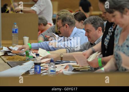 Election UK Neath Wales Thursday 5th May 2016 The Welsh Assembly election count starts at Neath Leisure Center in Wales where the Neath, Aberavon and South West Wales seats will be declared Stock Photo