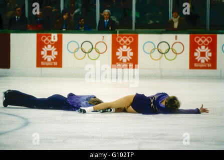 Jayne Torvill and Christopher Dean (GBR) Olympic Champions in Ice Dancing at the 1984 Olympic Winter Games Stock Photo