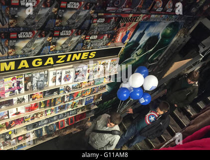 Forbidden Planet, 832 Broadway, New York, NY. exterior storefront of a  comic books, and toy store in Manhattan Stock Photo - Alamy