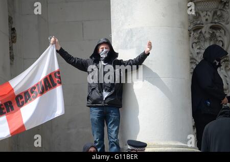 Portsmouth, UK. 7th May 2016. Pie and Mash Squad member giving a 'come on then' gesture.  Credit: Marc Ward/Alamy Live News Stock Photo