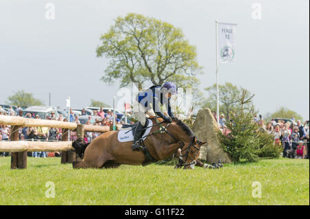 Badminton, South Gloucestershire, UK, 7th May 2016, Zara Tindall and her horse High Kingdom take part in the Cross Country phase at the Mitsubishi Motors Badminton Horse Trials 2016.  Credit: Trevor Holt / Alamy Live News Stock Photo