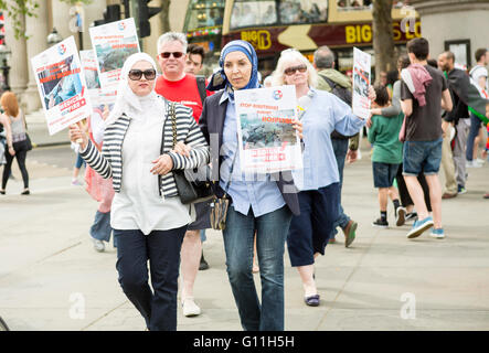 London, UK. 7th May, 2016. Syrian Rally supporting Medics Under Fire. A rally in Trafalgar Square with speakers was followed by a march down Whitehall to Downing Street . Credit:  Jane Campbell/Alamy Live News