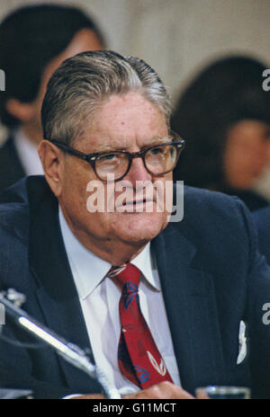 Washington, District of Columbia, USA. 10th Sep, 1991. United States Senator Howell Heflin (Democrat of Alabama) makes an opening statement during the hearing before the US Senate Judiciary Committee to confirm Judge Clarence Thomas as Associate Justice of the US Supreme Court in the US Senate Caucus Room in Washington, DC on September 10, 1991. Thomas was nominated for the position by US President George H.W. Bush on July 1, 1991 to replace retiring Justice Thurgood Marshall.Credit: Arnie Sachs/CNP © Arnie Sachs/CNP/ZUMA Wire/Alamy Live News Stock Photo