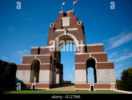 AJAX NEWS PHOTOS - 2005 - COMMONWEALTH WAR GRAVES - THIEPVAL - SOMME - PICARDY - FRANCE. LUTYENS ANGLO-FRENCH MONUMENT TO THE 73,000 MISSING OF THE BATTLE OF THE SOMME.  PHOTO:JONATHAN EASTLAND/AJAX REF:RD52110/818 Stock Photo