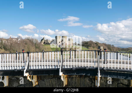 Rhuddlan Castle in Denbighshire built by Edward 1st 1277-1282 on the banks of the river Clwyd Stock Photo