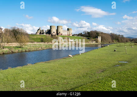 Rhuddlan Castle in Denbighshire built by Edward 1st 1277-1282 on the banks of the river Clwyd Stock Photo
