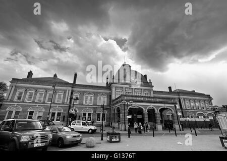 Norwich Railway Station, Norfolk, England. Stock Photo