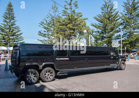 H2 Hummer stretch limousine at Coogee Beach, Coogee, Sydney, New South Wales, Australia Stock Photo