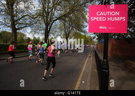 Hackney, London, UK. 8th May, 2016.  HAckney Marathon Run by many on a sunny weekend ,crowds cheered and supported runners Credit:  Emin Ozkan/Alamy Live News Stock Photo