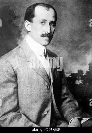 Orville Wright (August 19, 1871 - January 30, 1948) and his brother Wilbur (1867-1912), were two Americans credited with inventing and building the world's first successful airplane and making the first controlled, powered and sustained heavier-than-air h Stock Photo