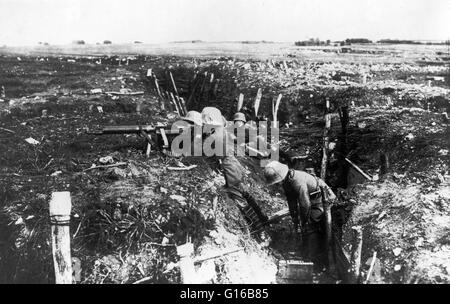 'German machine gun crew fires upon enemy positions.' The Battle of Amiens was the opening phase of the Allied offensive later known as the Hundred Days Offensive that ultimately led to the end of the WWI. Allied forces advanced over seven miles on the fi Stock Photo