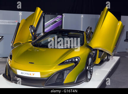 Three-quarter  view of a McLaren 675LT Spider on static display at the 2016 London Motor Show Stock Photo