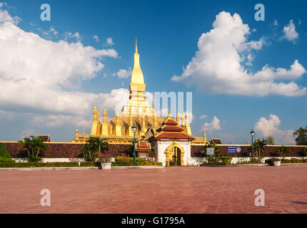 The golden pagoda wat Phra That Luang in Vientiane, Laos Stock Photo